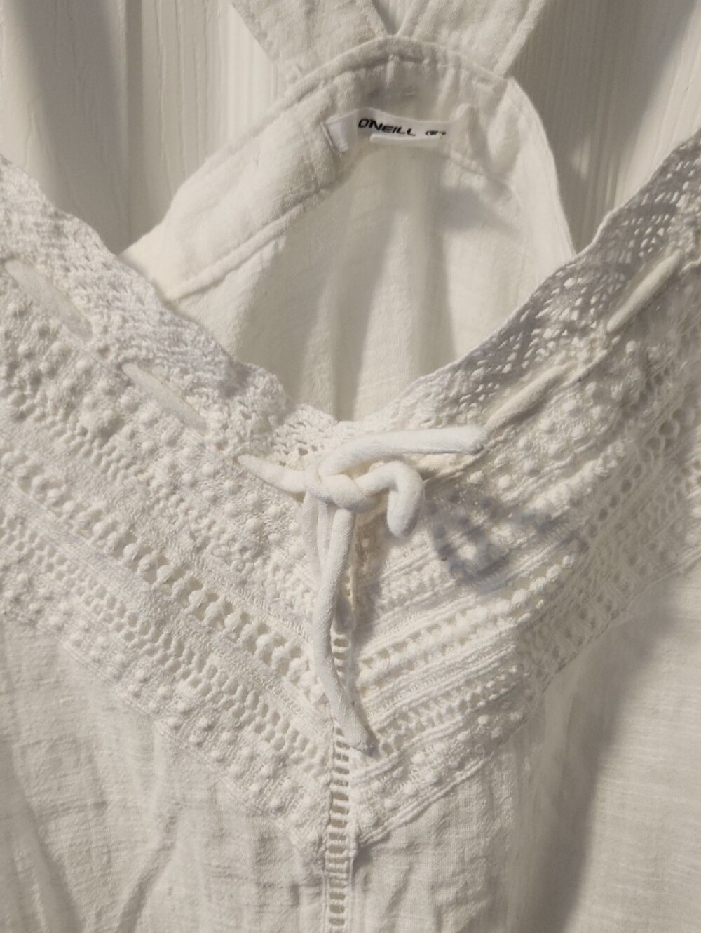 Women’s White Lace-Trim Tank Top - Picture 2 of 5